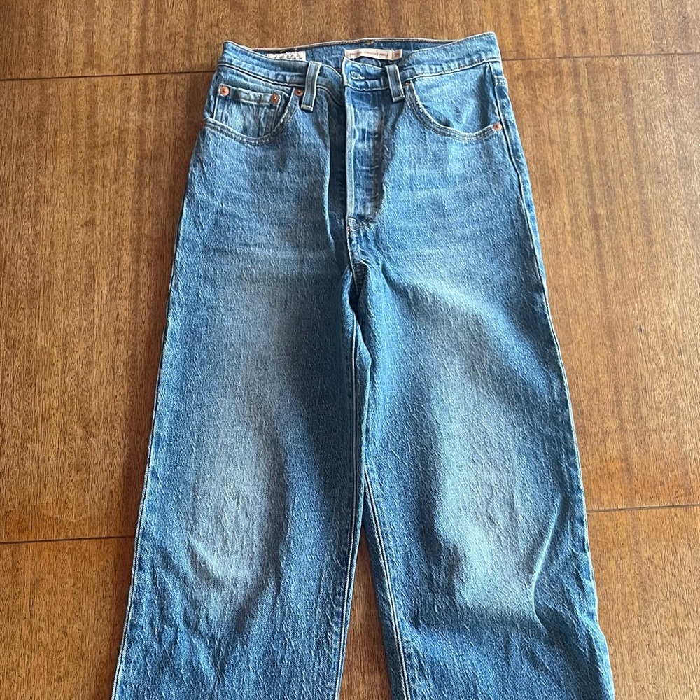 Levi's Women's High Rise Blue Jeans